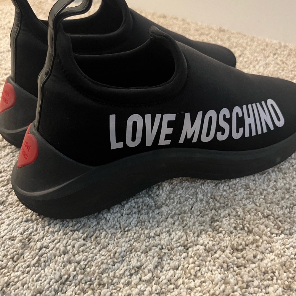 Love Moschino Sneakers